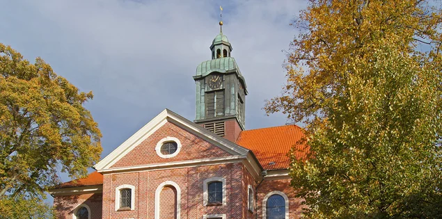 Außenansicht der Rückseite von St. Petri Ratzeburg