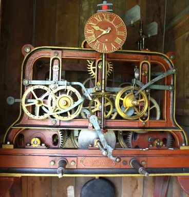 Uhr des Glockengeläuts in St. Marien Siebenbäumen 