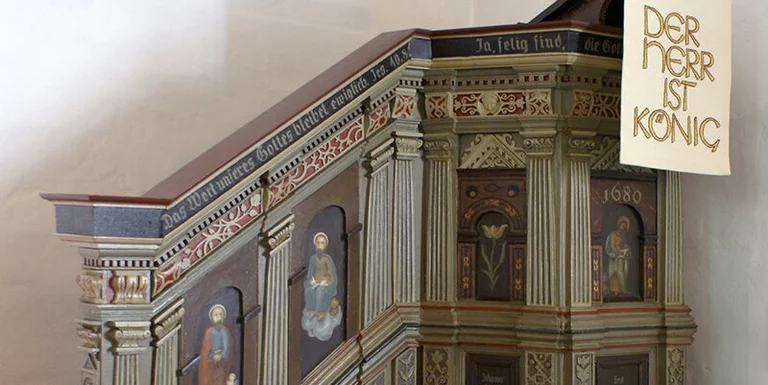 Die Kanzel der Pötrauer Kirche
