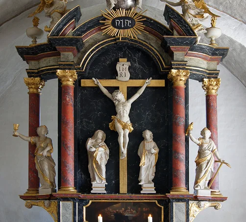 Der historische Altar von St. Georg auf dem Berge 