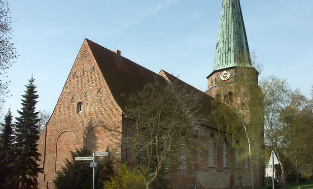 Außenansicht von St. Lorenz Travemünde