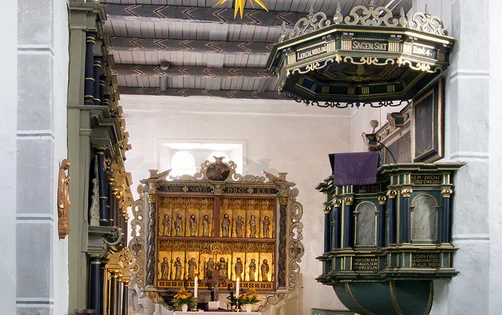 Der Altarraum der St.-Marien-Kirche in Gudow
