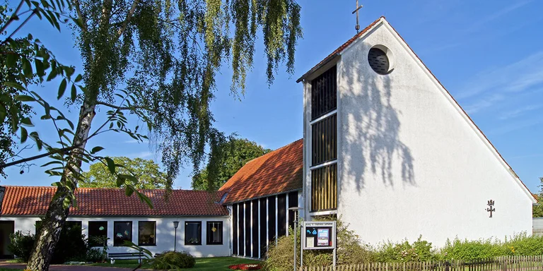 Außenansicht der St.-Stephanus-Kirche
