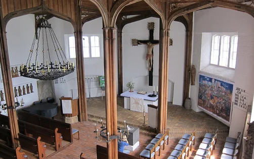Innenansicht der Andreaskirche Kuddewörde von der Empore aus